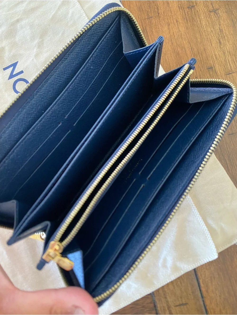 Louis Vuitton Damier Paillettes Zippy Wallet